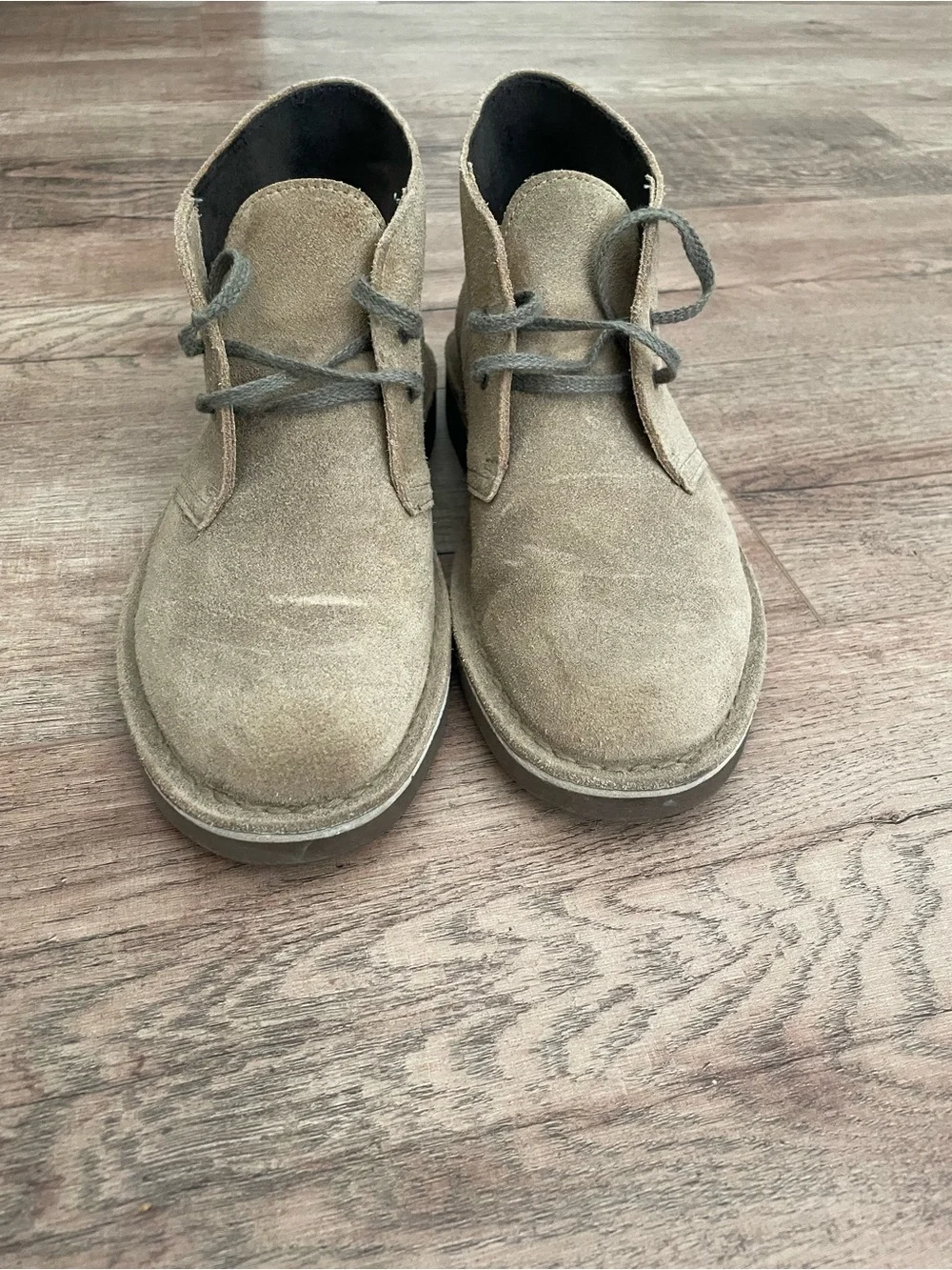 Clarks Men's Suede Chukka Boots in Light Brown